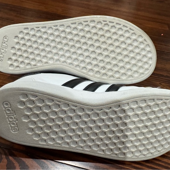 adidas White and Black Sneakers with Classic Design and Velcro Strap - Picture 5 of 5